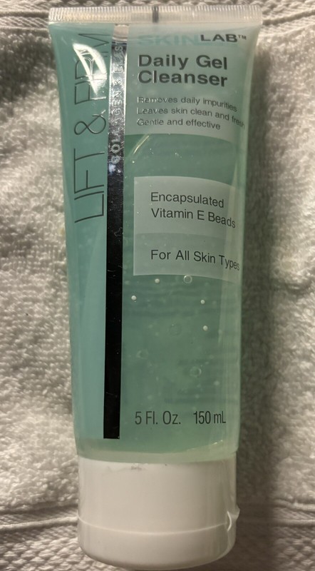 New Skinlab Lift & Firm Daily Gel Cleanser Collagen Elastin and Vitamin E Beads