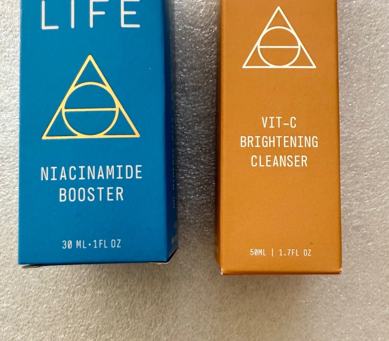 KOA Life® Niacinamide Booster & VIT-C Brightening Cleanser Ki t - Brand New gallery
