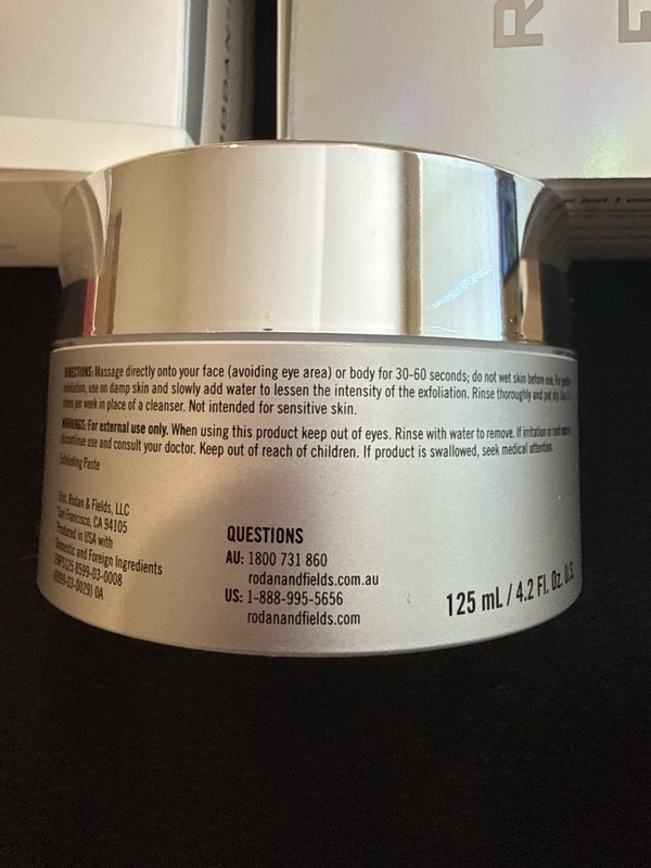 Rodan and Fields Enhancements Micro Dermabrasion Paste 4.2 oz gallery