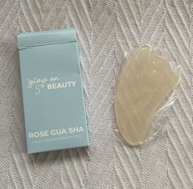GLOW ON 5TH Rose Gua Sha NEW